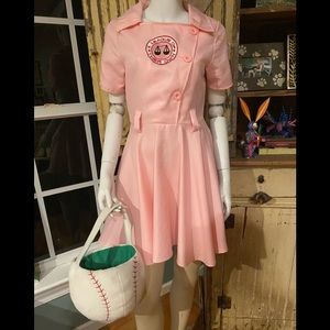 A League of Their Own costume
